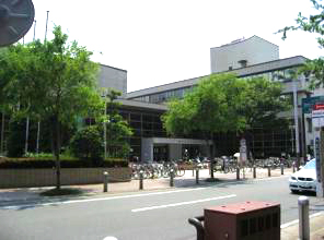 福岡市西図書館