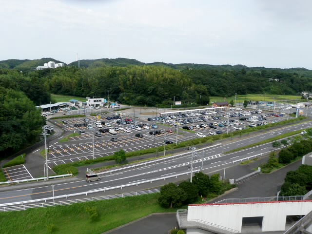 君津バスターミナル駐車場