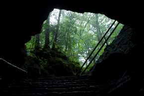 富岳風穴 鳴沢氷穴