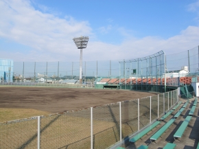 平島公園野球場（一宮市営球場）