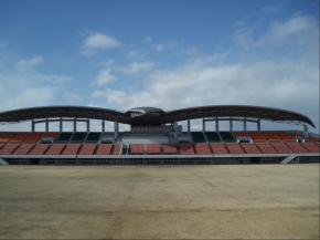 一宮市光明寺公園球技場