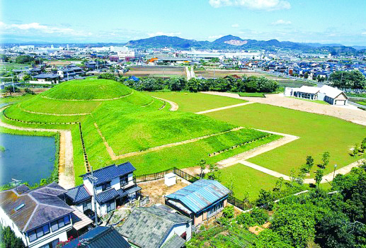 青塚古墳史跡公園